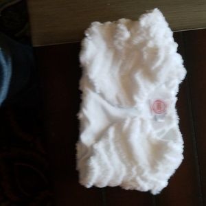 White vest size 12m